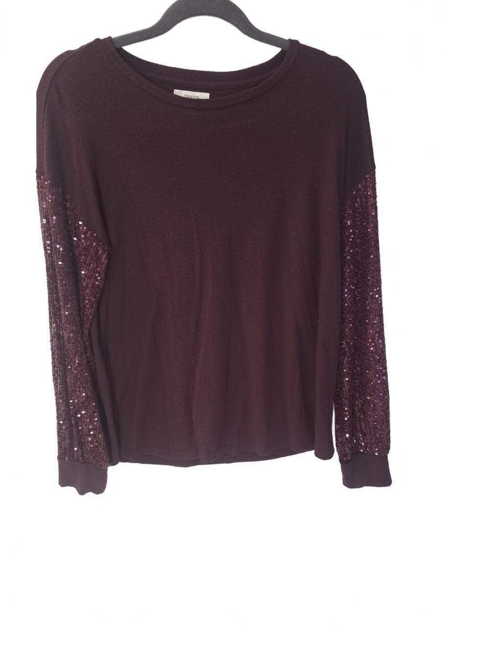 Maurices Burgundy Soft Knit Crewneck Sweatshirt with Sequin Long Sleeves, Size M